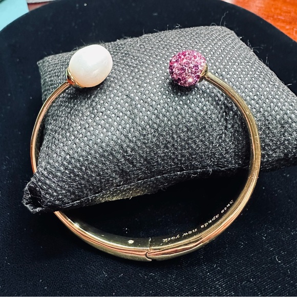 Kate Spade - Pearl Power; hinged cuff with Pink Pave crystals - Picture 4 of 4